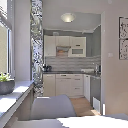 Sunset - Sloneczne Mieszkanie W Centrum Miasta Lägenhet *